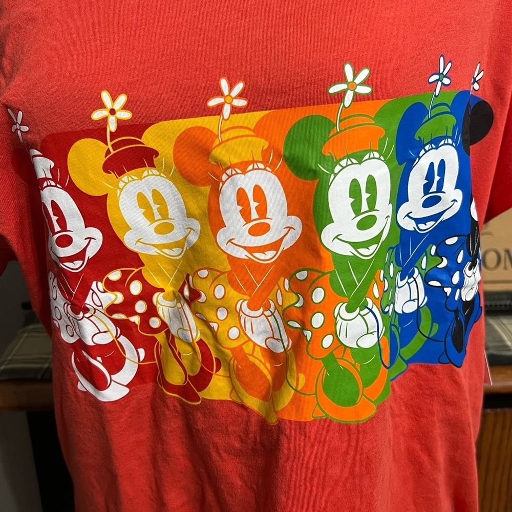 NWT-Disney Parks-Minnie Mouse Short Sleeve Colorful Rainbow T-shirt